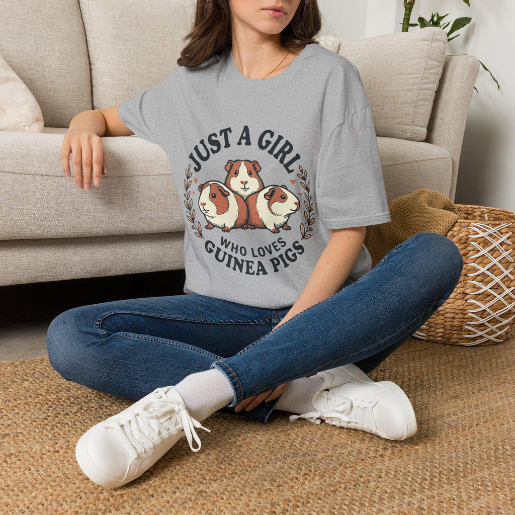 Just a Girl Who Loves Guinea Pigs T-Shirt | Guinea Pig Illustration