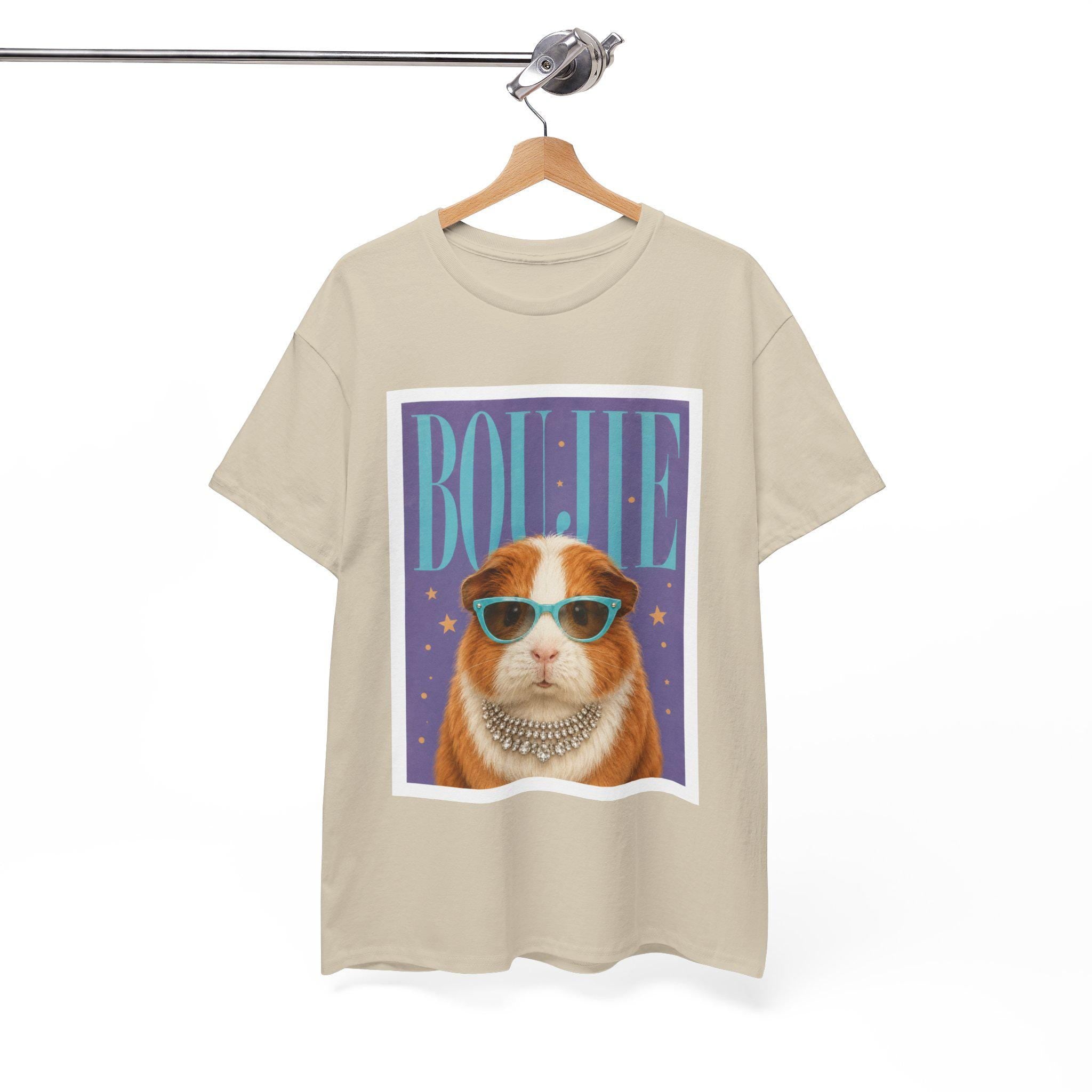 Boujie Guinea Pig Sunglasses Pearls Portrait T-Shirt, Retro Cavy Lover Tee, Excellent Gift!
